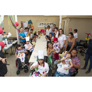 PUBLIPAN VENEZUELA pasa un día con los niños de Fundacaminos